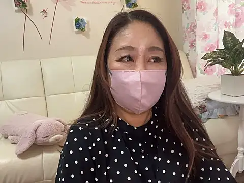 Snapshot of Nokaze-LOVE chatting on February 13, 7:30 am Nokaze-LOVE online show from February 13, 7:30 am