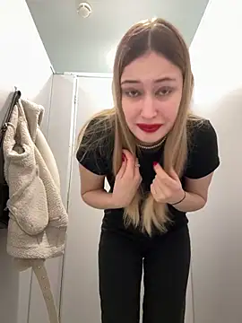 blonde exe online show from April 9, 4:46 pm