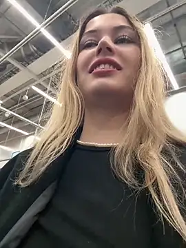 blonde exe online show from May 8, 3:27 pm