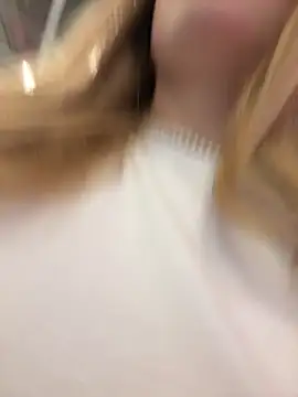 blonde exe online show from May 6, 2:32 pm