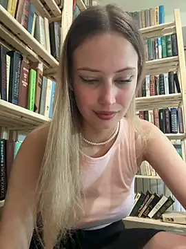 Snapshot of blonde_exe chatting on June 4, 4:11 pm blonde exe online show from June 4, 4:11 pm