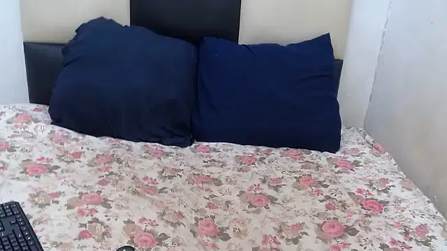 MatureTemptress online show from March 8, 2:04 am