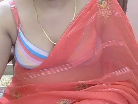 Cute Sheetal online show from June 2, 1:44 pm