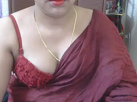 Snapshot of Cute_Sheetal chatting on June 8, 2:17 pm Cute Sheetal online show from June 8, 2:17 pm
