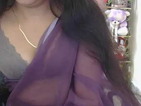 Snapshot of Cute_Sheetal chatting on February 21, 1:35 pm Cute Sheetal online show from February 21, 1:35 pm