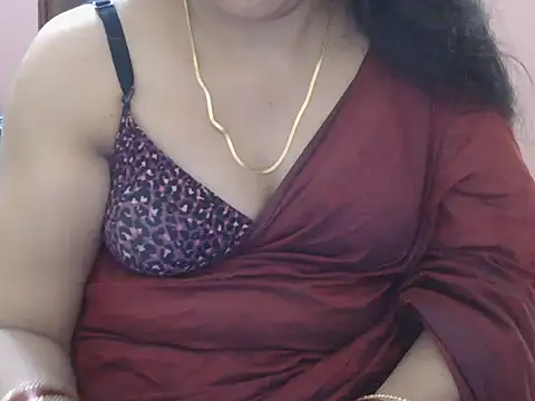 Cute Sheetal online show from April 19, 1:23 pm