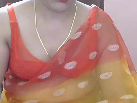 Cute Sheetal online show from May 10, 1:25 pm