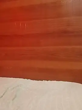 Snapshot of atisa_ chatting on June 14, 10:33 pm atisa online show from June 14, 10:33 pm