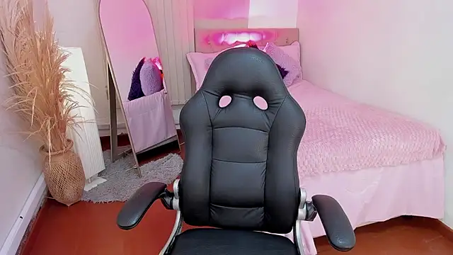 Nahemot sadish online show from March 1, 12:10 am