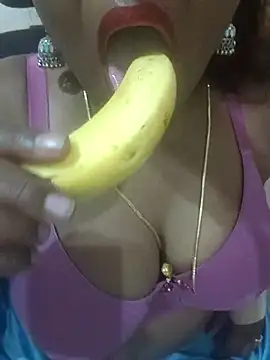 Archana achu143 online show from March 11, 1:05 pm