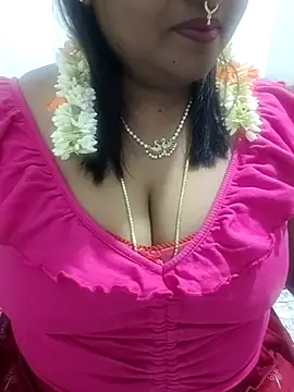 Snapshot of Archana_achu143 chatting on July 17, 3:09 pm Archana achu143 online show from July 17, 3:09 pm