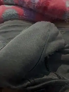 Snapshot of bigdick_bigcum1 chatting on February 19, 3:31 pm bigdick bigcum1 online show from February 19, 3:31 pm