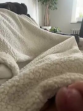 ManuelCervantes1972 online show from March 21, 12:20 pm