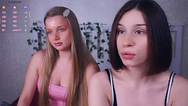 Snapshot of DennisBeermann chatting on March 4, 7:38 am DennisBeermann online show from March 4, 7:38 am