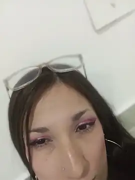 Snapshot of vane_coral chatting on June 10, 2:02 am vane coral online show from June 10, 2:02 am