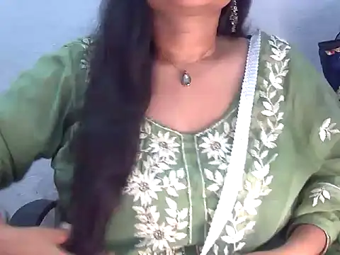 Snapshot of Saniya_K2 chatting on May 15, 12:25 pm Saniya K2 online show from May 15, 12:25 pm