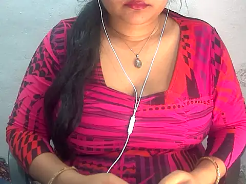 Snapshot of Saniya_K2 chatting on May 7, 4:10 pm Saniya K2 online show from May 7, 4:10 pm