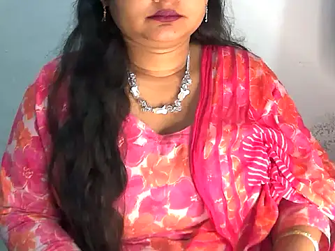 Snapshot of Saniya_K2 chatting on April 20, 7:15 pm Saniya K2 online show from April 20, 7:15 pm