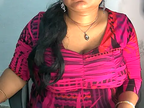 Saniya K2 online show from April 18, 7:07 pm