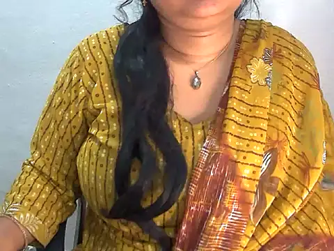 Snapshot of Saniya_K2 chatting on May 10, 12:42 pm Saniya K2 online show from May 10, 12:42 pm