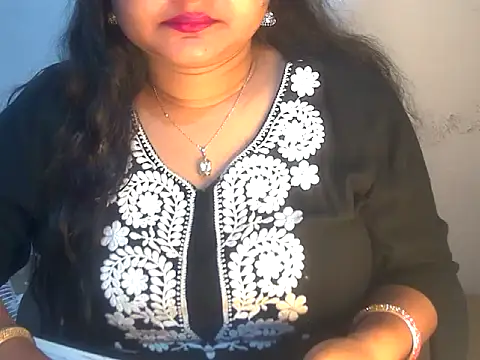 Snapshot of Saniya_K2 chatting on February 7, 6:38 pm Saniya K2 online show from February 7, 6:38 pm