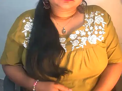 Snapshot of Saniya_K2 chatting on February 4, 4:35 pm Saniya K2 online show from February 4, 4:35 pm
