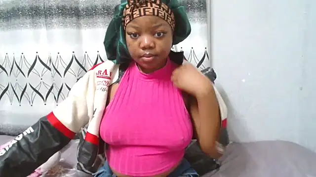 Snapshot of AlliBabe chatting on April 22, 12:50 am AlliBabe online show from April 22, 12:50 am