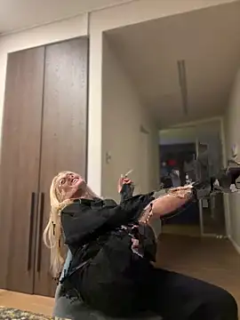 NayaBliss online show from March 20, 5:14 pm