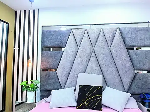 Mila Nova  online show from February 12, 11:54 am