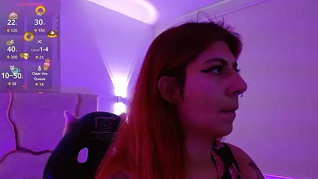 Sashaa tay online show from February 20, 7:16 pm