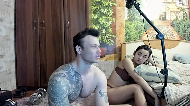  littleangie  online show from February 5, 12:39 am