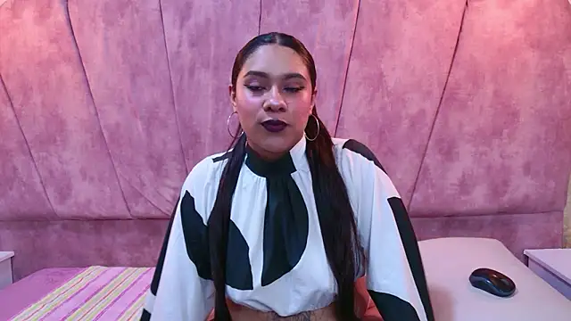 Snapshot of SasshaSpicy chatting on February 11, 12:27 pm SasshaSpicy online show from February 11, 12:27 pm