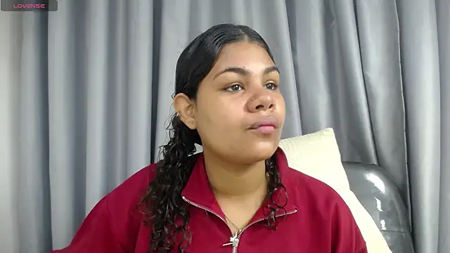 yaazhinii online show from June 10, 11:55 am