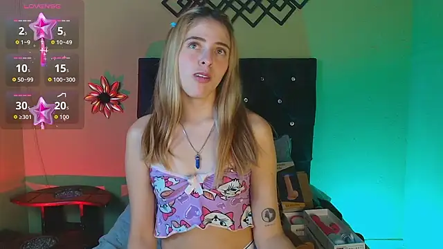 karenwild 1 online show from March 3, 2:02 pm