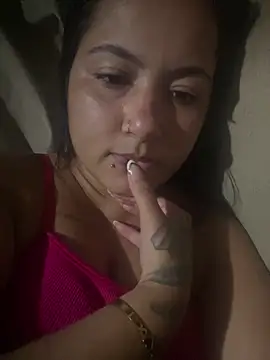 pollyzinha27 online show from February 27, 3:18 am