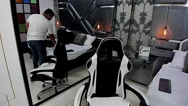 Snapshot of LaimCarterss chatting on February 10, 12:26 pm LaimCarterss online show from February 10, 12:26 pm