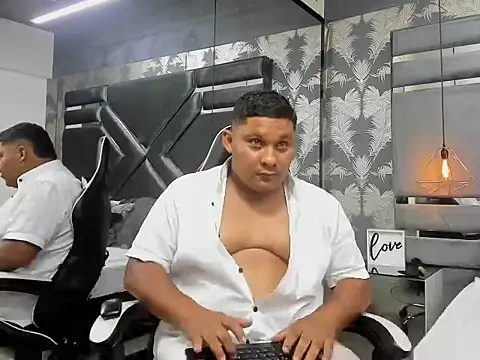 Snapshot of LaimCarterss chatting on February 5, 1:18 pm LaimCarterss online show from February 5, 1:18 pm