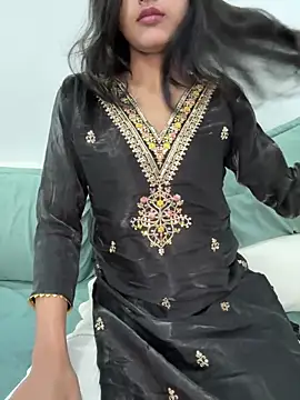 godessoflust online show from April 2, 10:11 am