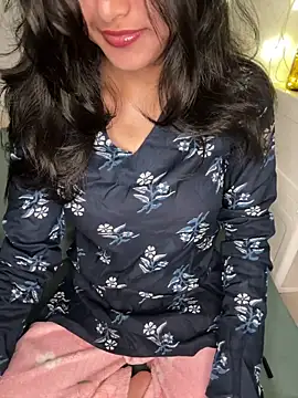 godessoflust online show from April 12, 6:55 pm