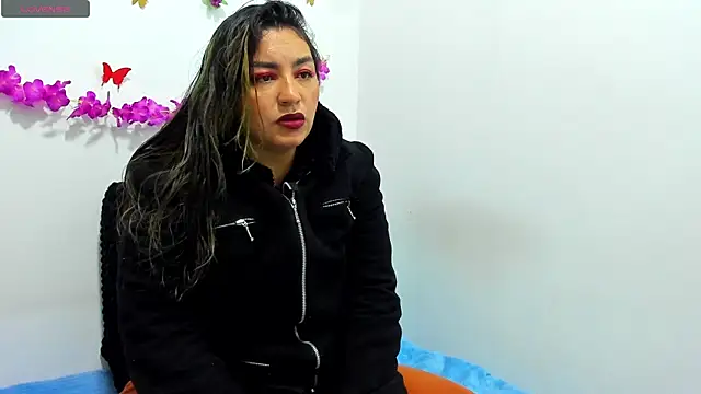 Snapshot of lexyy24 chatting on February 24, 9:43 am lexyy24 online show from February 24, 9:43 am