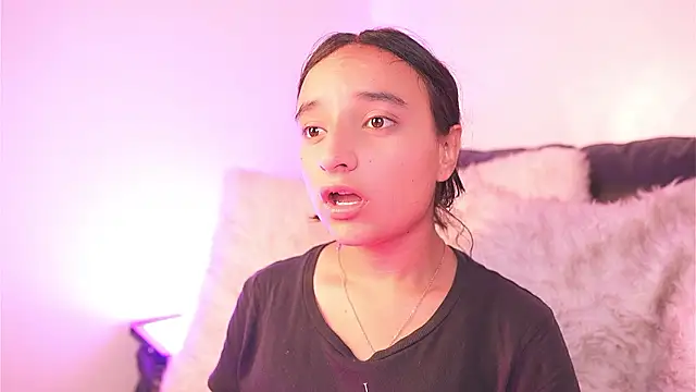  emily jonexs online show from February 26, 3:12 pm