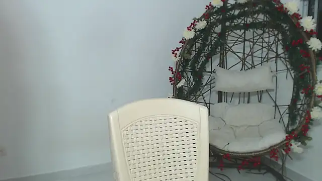 EllieConnor online show from July 10, 2:44 am