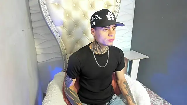 acxel prescot online show from February 25, 8:08 pm