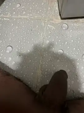 Snapshot of mr__thick chatting on February 14, 6:19 pm mr thick online show from February 14, 6:19 pm