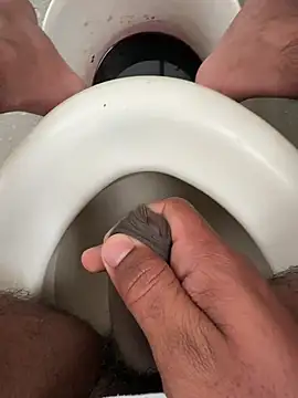 Snapshot of mr__thick chatting on February 28, 2:44 am mr thick online show from February 28, 2:44 am