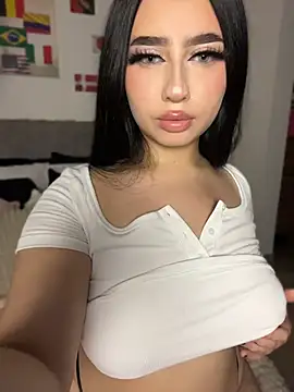 Snapshot of Sofiia_Vegaa chatting on July 19, 1:25 am Sofiia Vegaa online show from July 19, 1:25 am