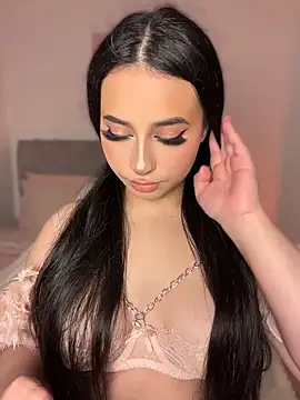 Sofiia Vegaa online show from May 15, 1:25 am