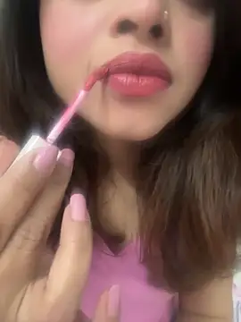 Snapshot of riya_sharma11 chatting on February 28, 3:11 pm riya sharma11 online show from February 28, 3:11 pm