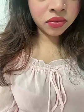 Snapshot of riya_sharma11 chatting on February 18, 1:40 pm riya sharma11 online show from February 18, 1:40 pm