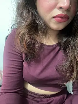 riya sharma11 online show from April 6, 9:38 pm